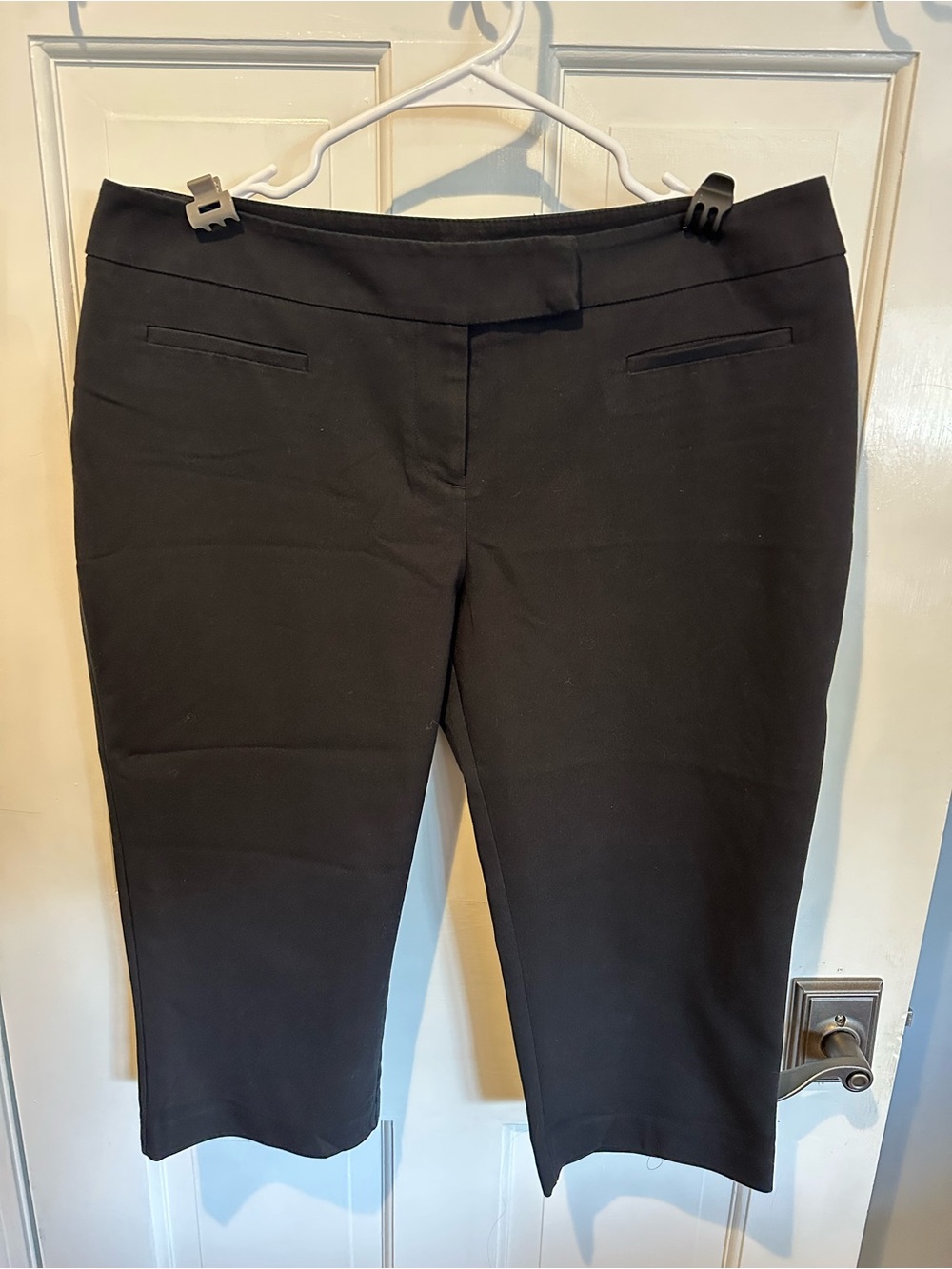 Apt. 9 Black Cropped Dress Capris